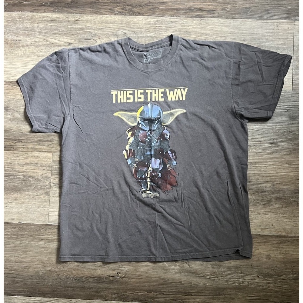 Y2K vintage and faded Star Wars Grogu Mandalorian "This Is The Way" Gray Tee XL